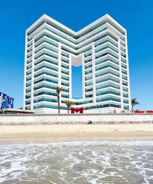 Condominio Torre Eme Frente Al Malecon Vista A La Ciudad Con Alberca Y Algo Al Mar Gimnacio Mazatlán Eksteriør billede